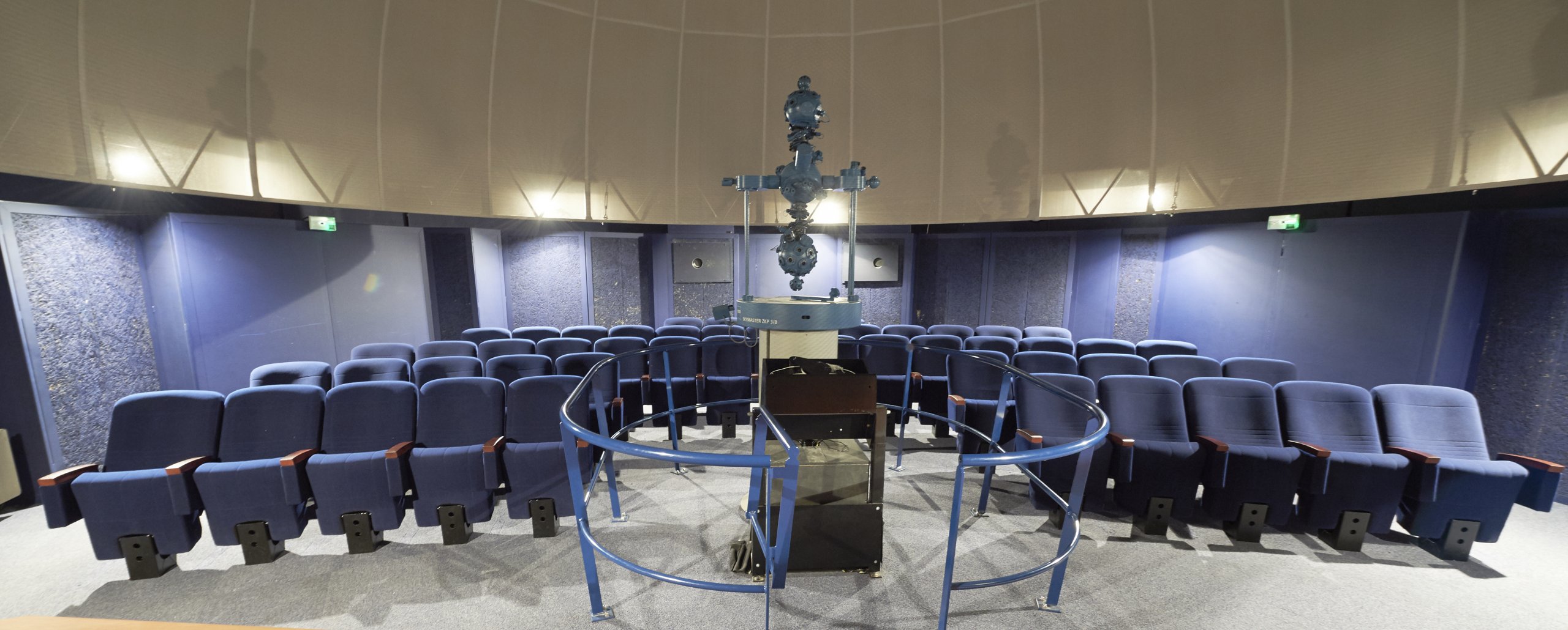 kleslo-planetarium-fauteuils pour salle multifonction