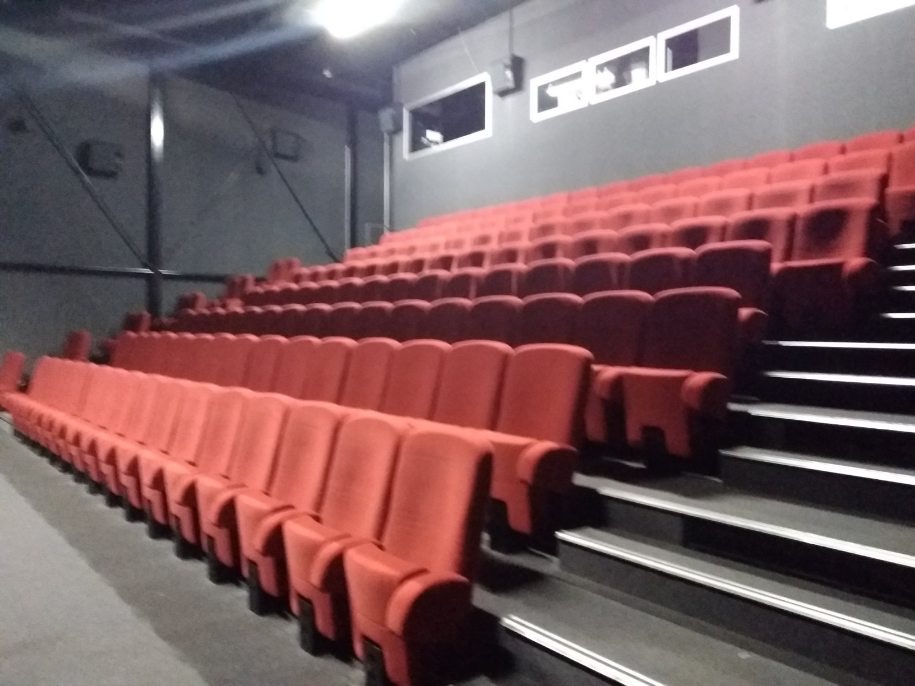 Kleslo - fauteuil club- Leader de fabrication de fauteuils cinéma, théâtre ... cinéma espace magnan nice fauteuil inertie V2