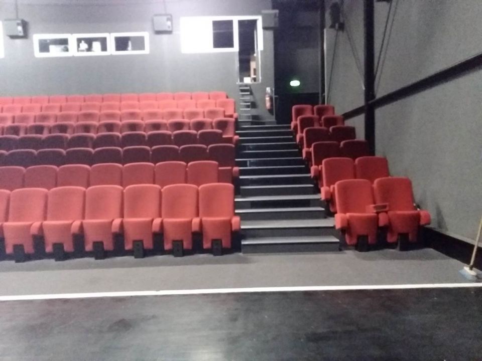 Kleslo - fauteuil club- Leader de fabrication de fauteuils cinéma, théâtre ... cinéma espace magnan nice fauteuil inertie V4