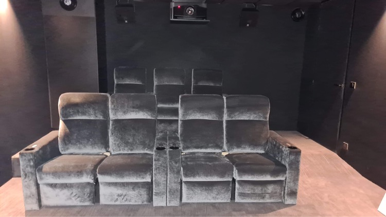 Kleslo - fauteuil electrique Wingen sur moder - Leader de fabrication de fauteuils cinéma, théâtre ... fauteuil homecinéma cinema privé v8